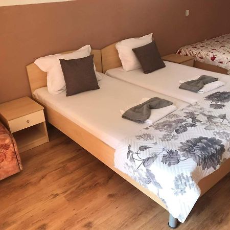 Hotel St. Anthony Slantchev Briag Extérieur photo