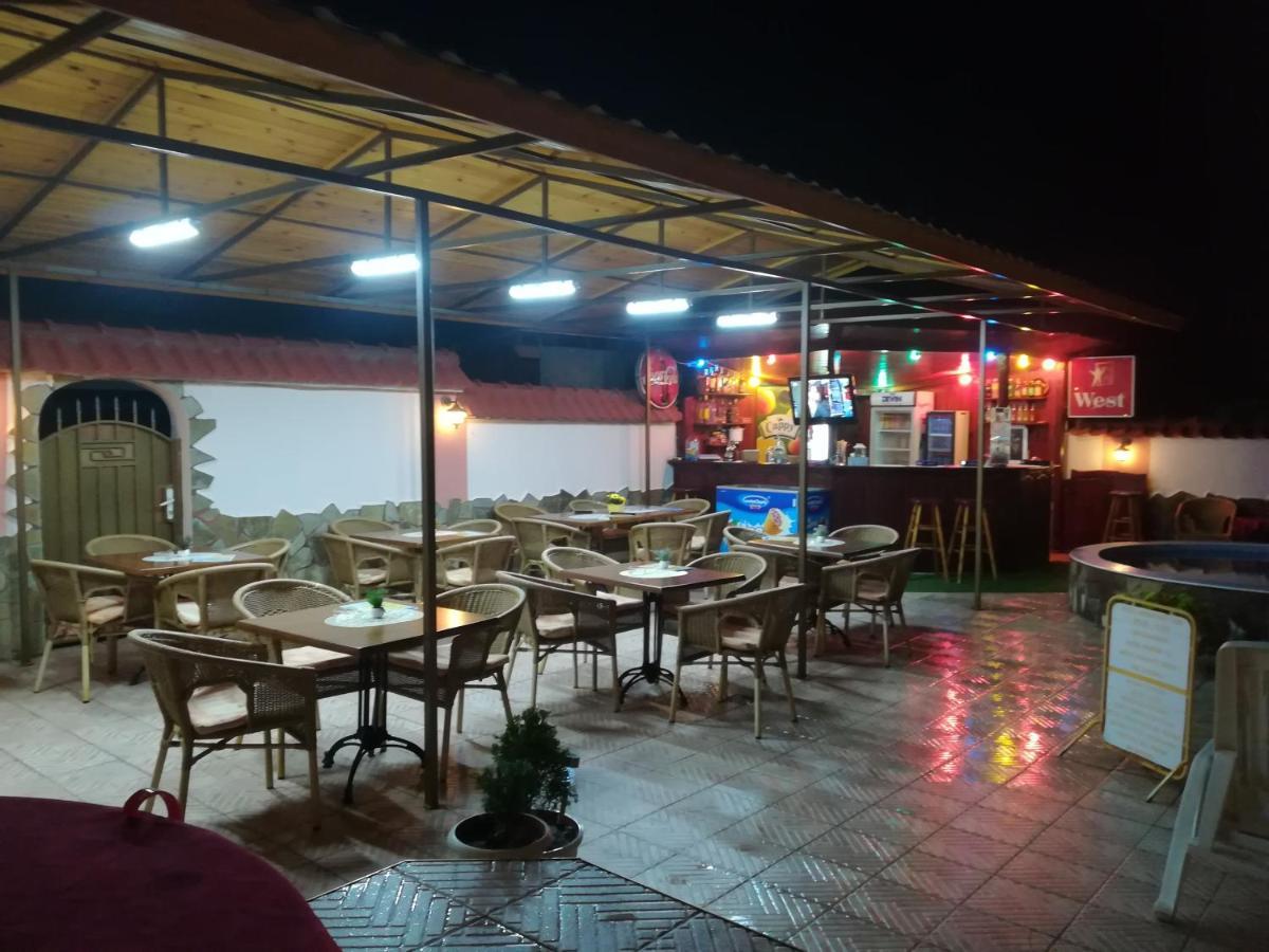 Hotel St. Anthony Slantchev Briag Extérieur photo