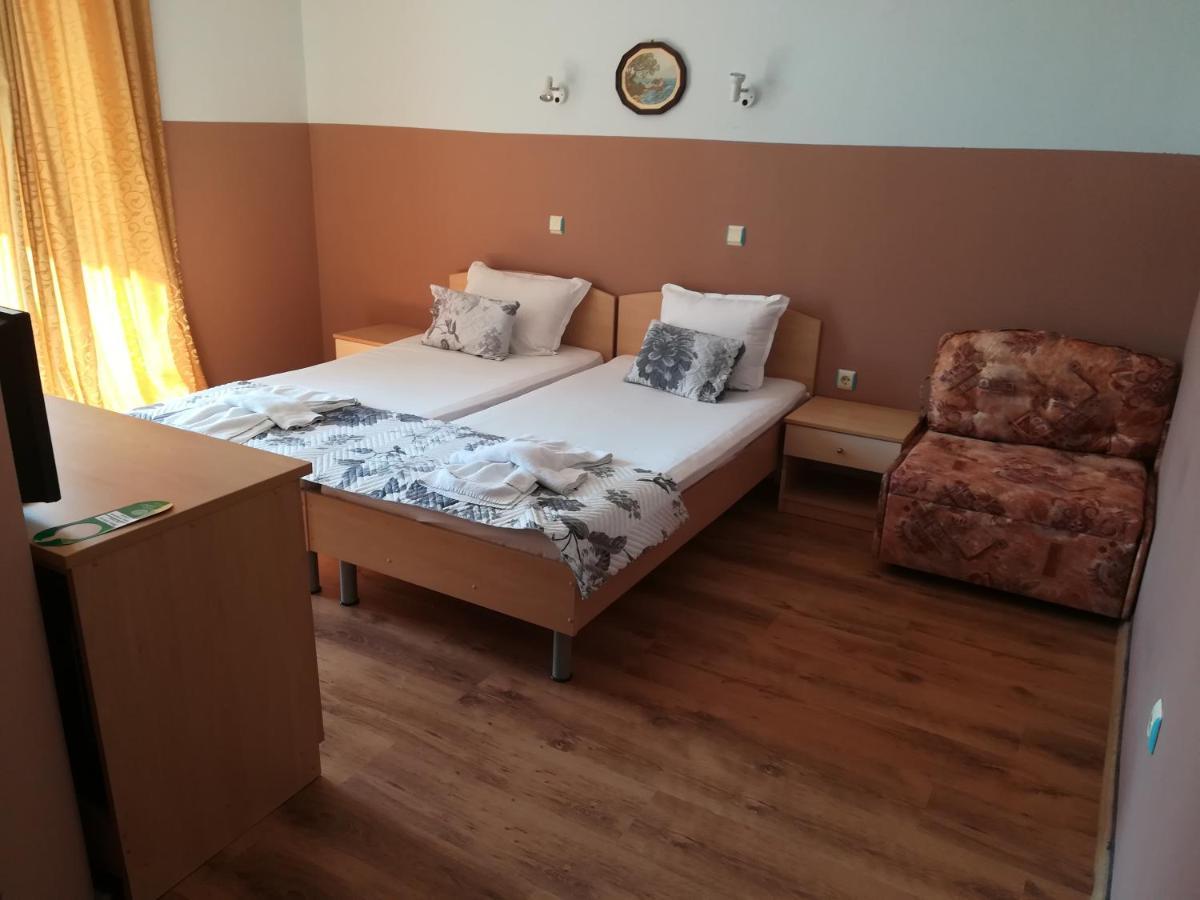 Hotel St. Anthony Slantchev Briag Extérieur photo