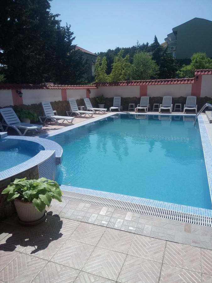 Hotel St. Anthony Slantchev Briag Extérieur photo